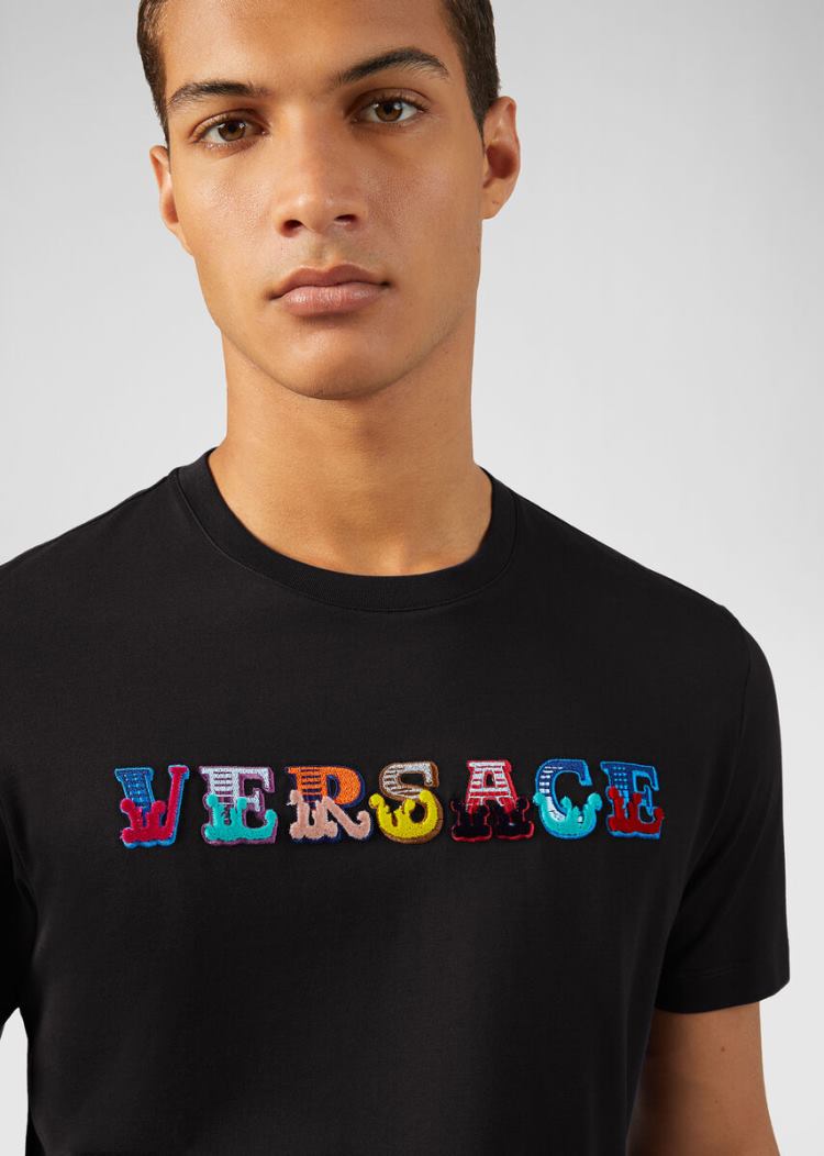 Versace Embroidered Logo T Shirt μπλουζακια ανδρικα μαυρα | 8H8KXP2