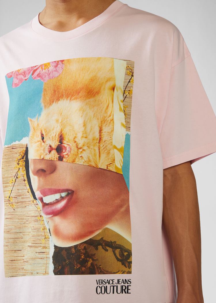 Versace Jeans Couture Collage Capsule CollectionT Shirt μπλουζακια Jeans Couture ροζ | Q1XF0H9