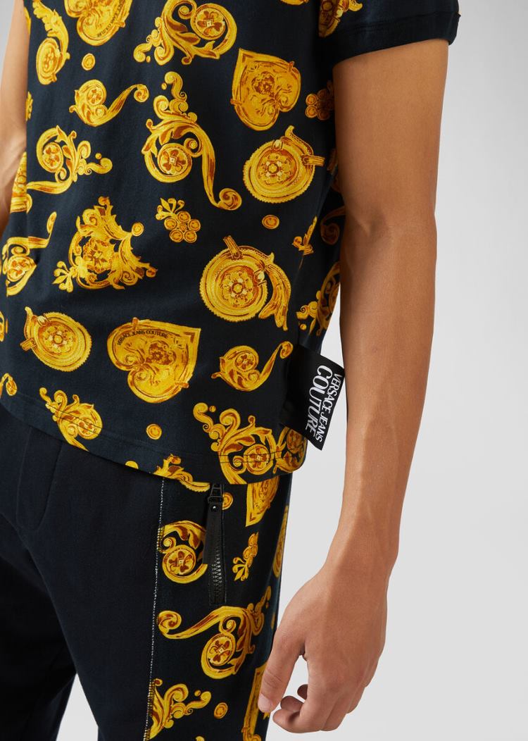Versace Jeans Couture Gold Baroque Print T Shirt μπλουζακια Jeans Couture μαυρα | 2MAJREI
