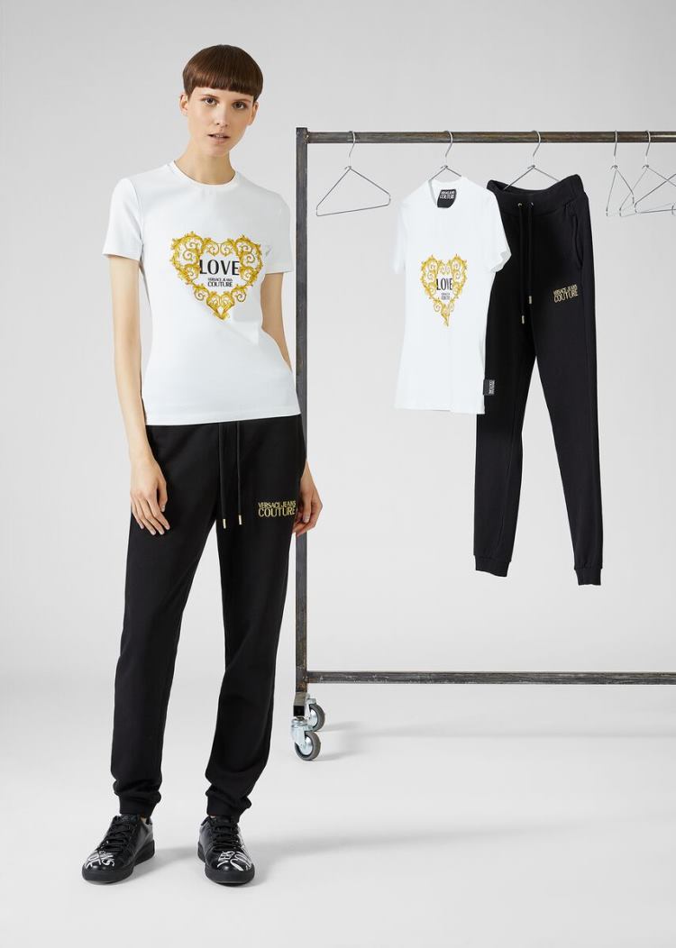 Versace Jeans Couture Valentine's Day Logo T Shirt μπλουζακια Jeans Couture ασπρα | 0ZF8XY1