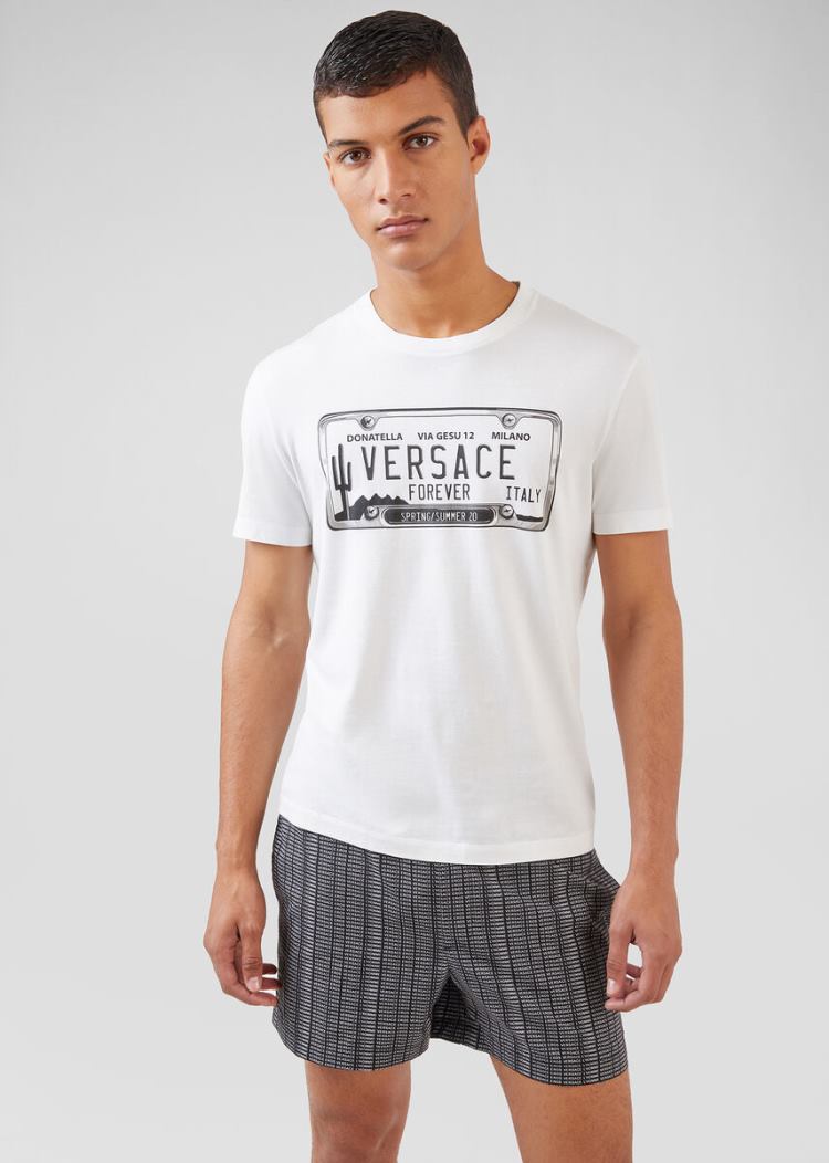 Versace License Plate Logo T Shirt μπλουζακια ανδρικα ασπρα | EVQDKGK