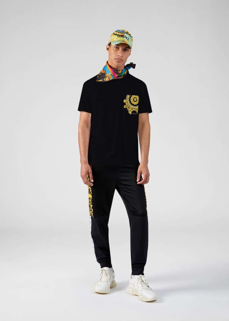 Versace Medusa Embroidered T Shirt μπλουζακια ανδρικα μαυρα | 953MOYF