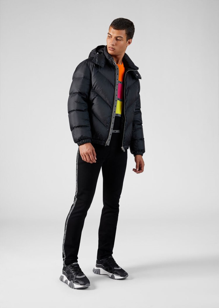 Versace Nastro Jeans τζιν παντελονι ανδρικα μαυρα | QHRPTX3