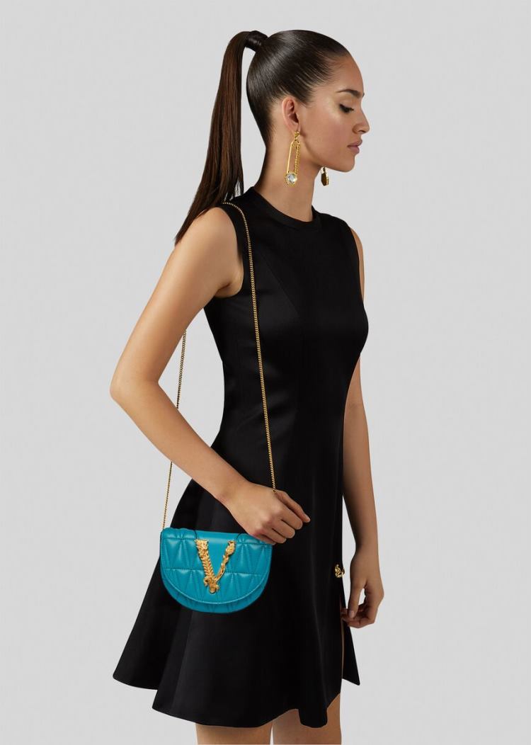Versace Quilted Virtus Belt Bag Τσαντα Μεσησ γυναικεια μπλε | MWZMKGR