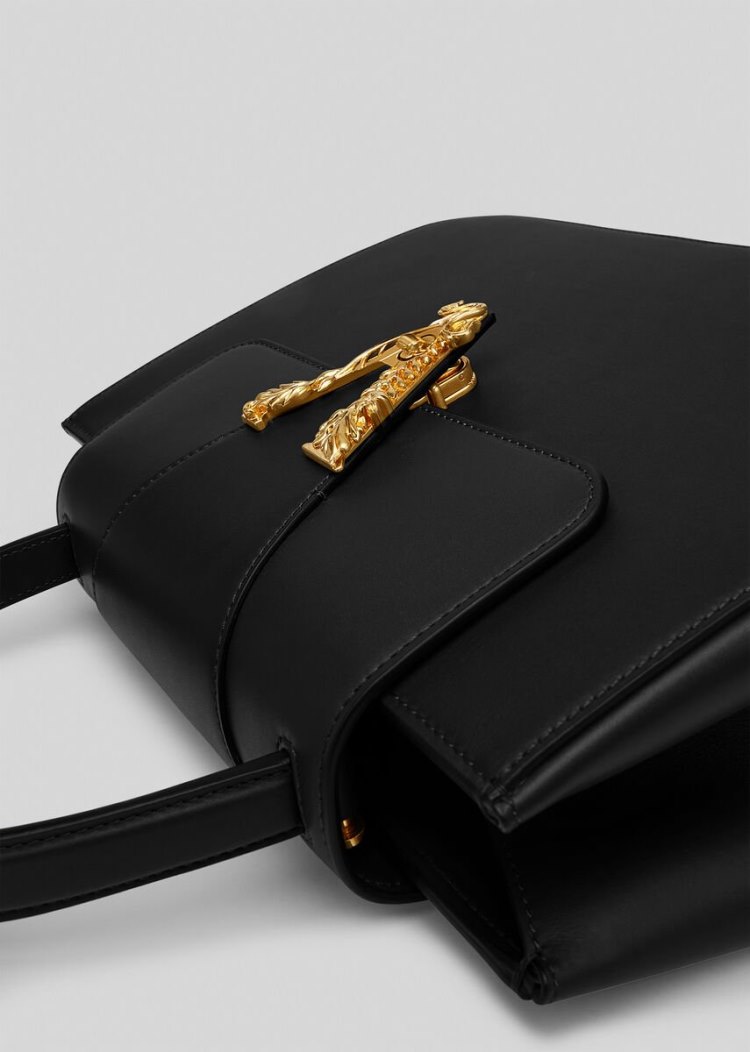 Versace Virtus Top Handle Bag Handle Bag γυναικεια μαυρα | T29E60M
