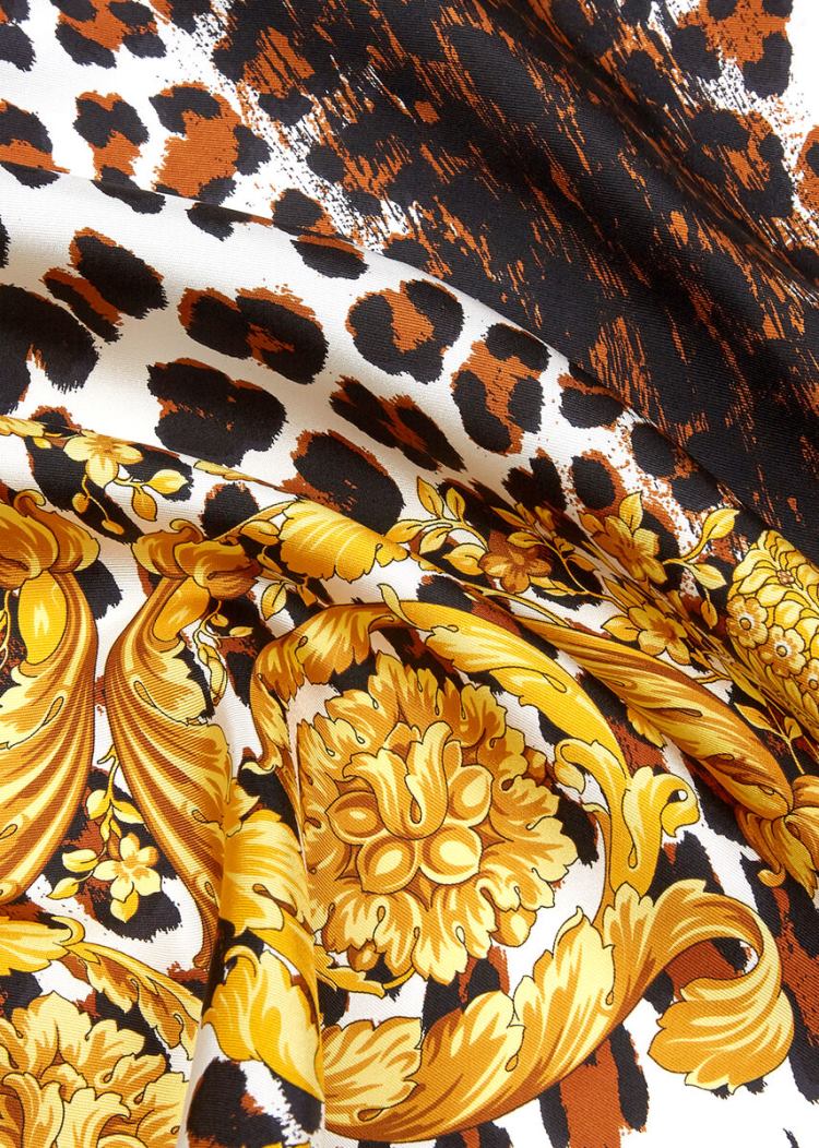 Versace Wild Barocco Print Silk Foulard γυναικεια χρυσο χρωμα | LIPP8N1